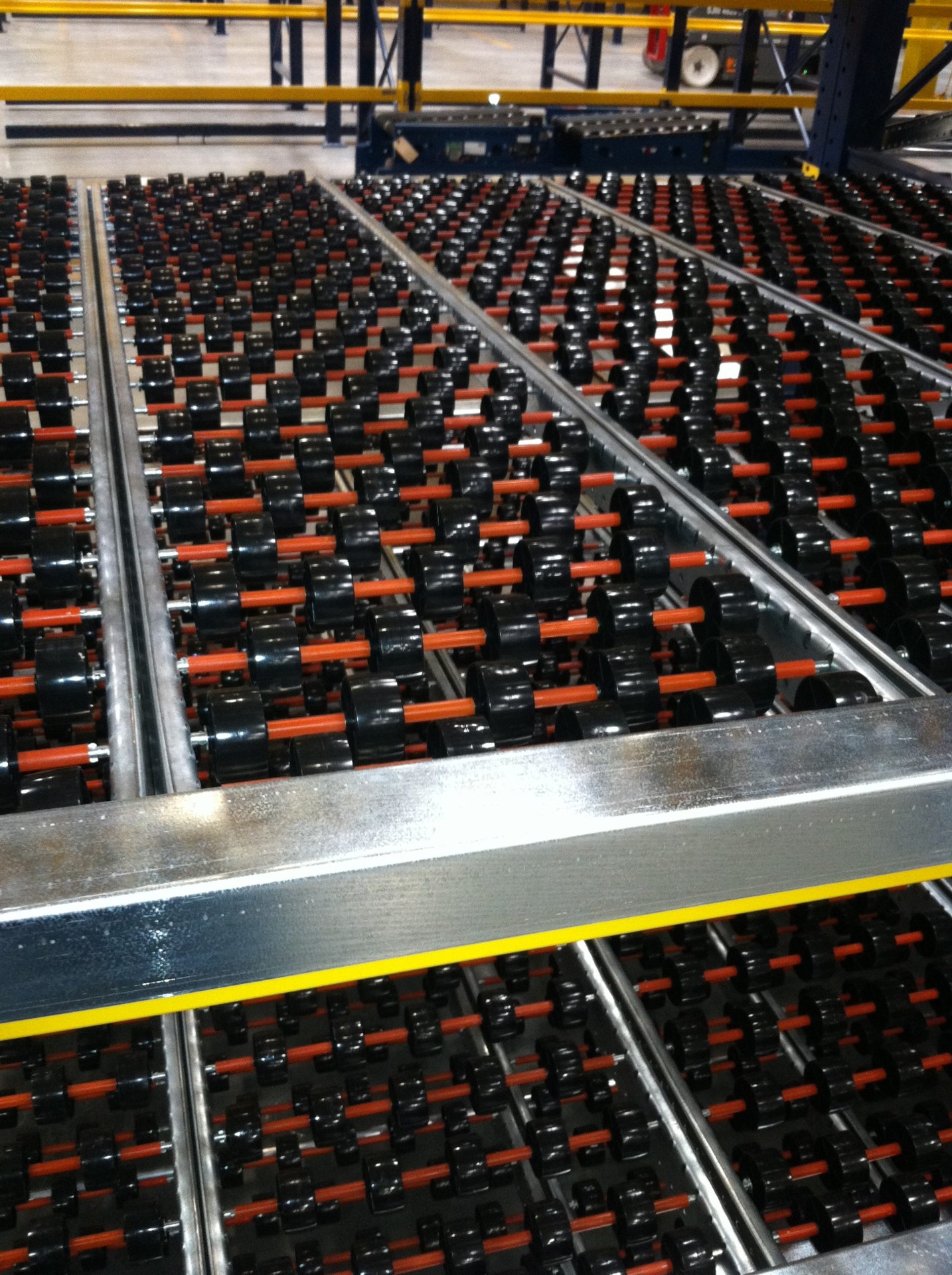 Carton flow rack lanes with cases